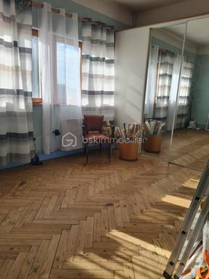 Maison - 141 m² - 5 pièces