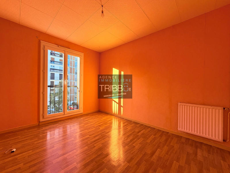 Appartement - 75 m² - 3 pièces