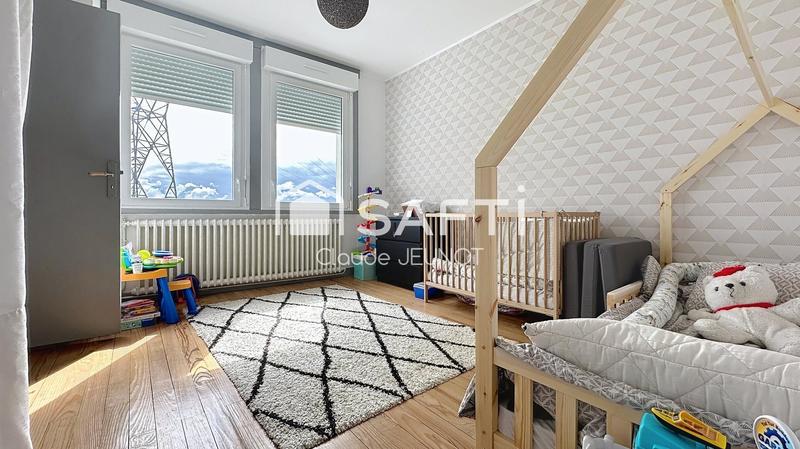 Maison - 103 m² - 5 pièces