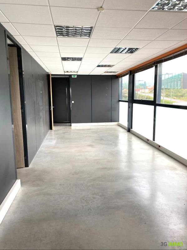 Bureau - 306 m²