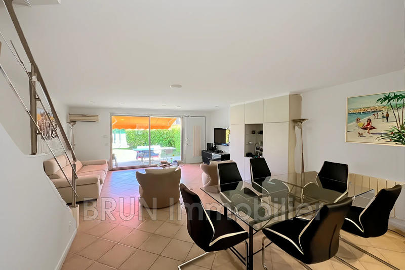 Appartement - 75 m² - 3 pièces