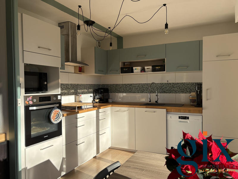 Appartement - 70 m² - 3 pièces