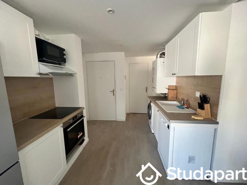 Chambre - 12 m² - 1 pièce