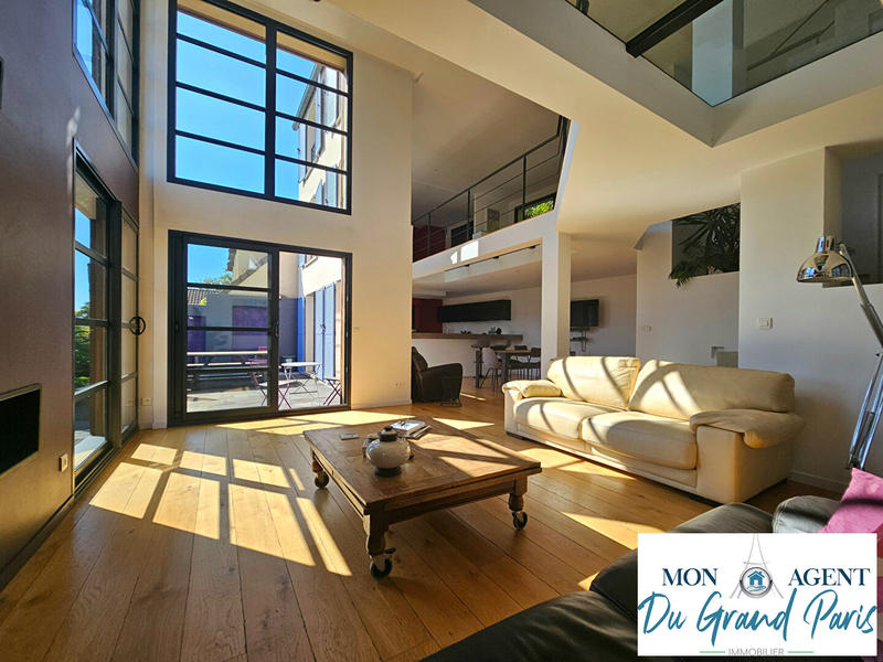 Maison - 280 m² - 7 pièces