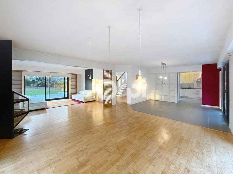 Maison - 170 m² - 5 pièces