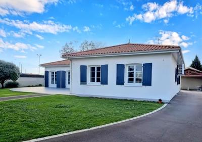 Maison - 143 m² - 7 pièces