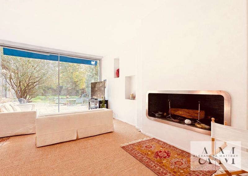 Maison - 227 m² - 9 pièces