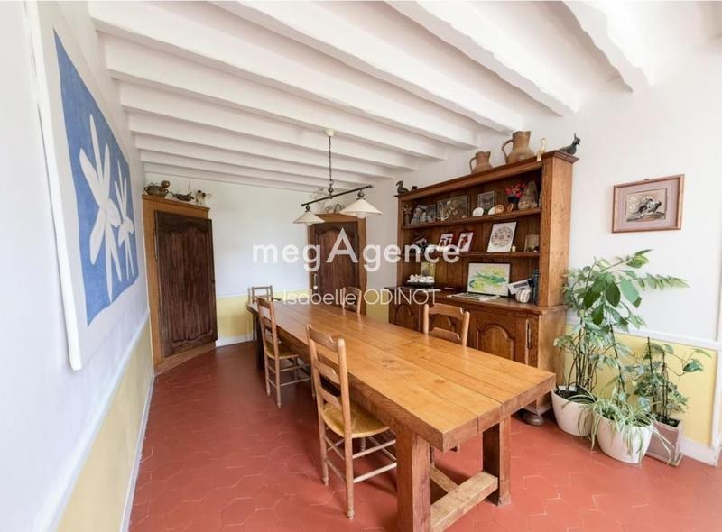 Longère - 233 m² - 8 pièces