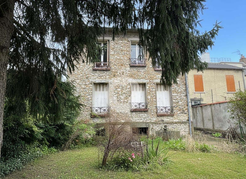 Maison - 115 m² - 6 pièces