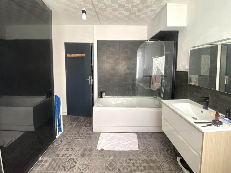 Maison - 108 m² - 5 pièces