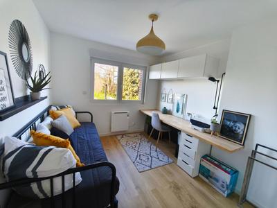 Maison - 137 m² - 5 pièces