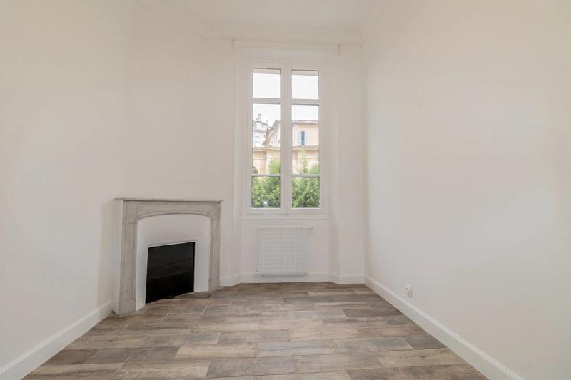 Appartement - 81 m² - 4 pièces