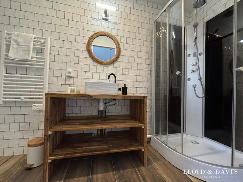 Maison - 518 m² - 15 pièces