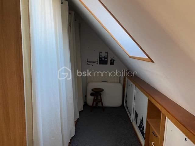 Maison traditionnelle - 119 m² - 6 pièces