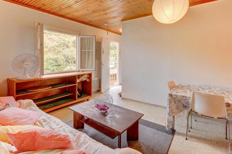 Maison - 230 m² - 8 pièces