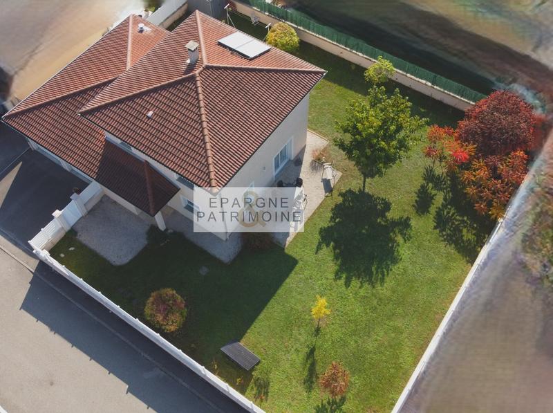 Maison - 111 m² - 5 pièces