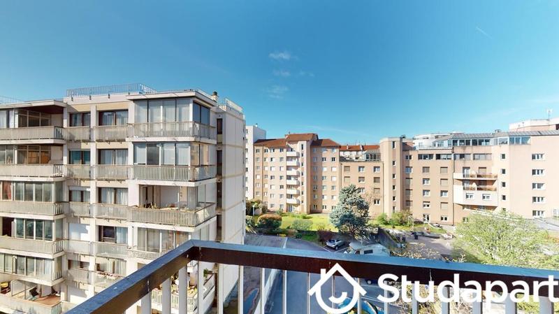 Chambre - 13 m² - 1 pièce