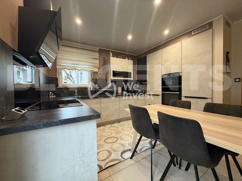 Maison - 138 m² - 5 pièces