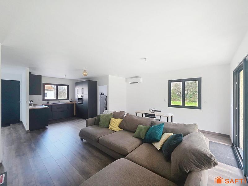 Maison - 97 m² - 5 pièces