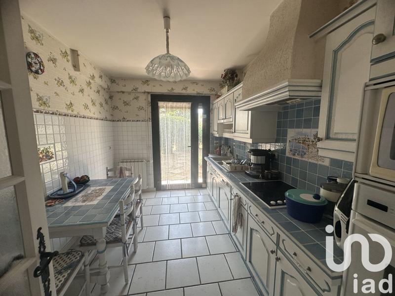 Maison - 213 m² - 7 pièces