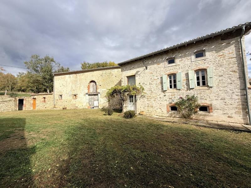 Moulin - 464 m² - 11 pièces