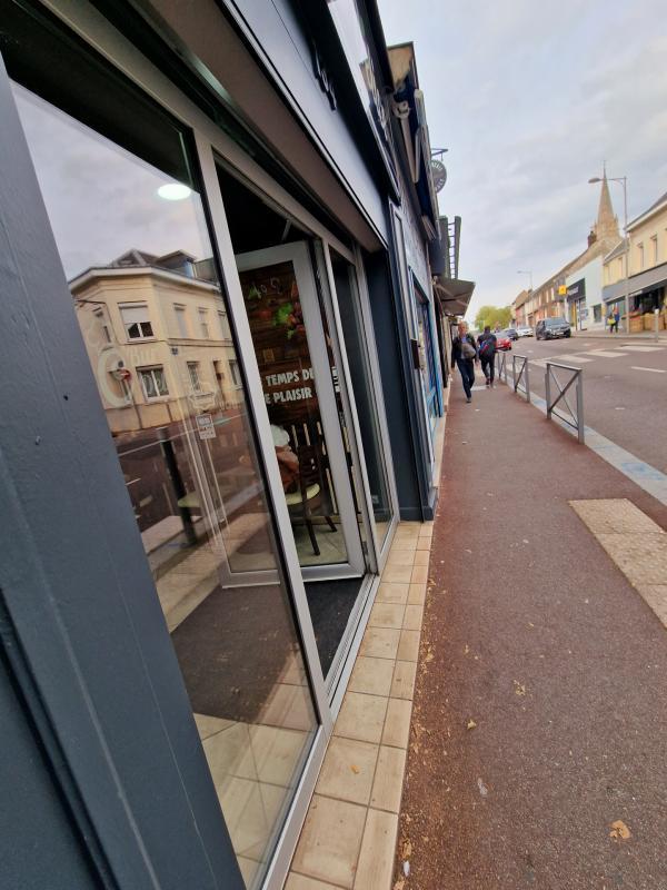 Fonds de commerce - Local commercial - 100 m²