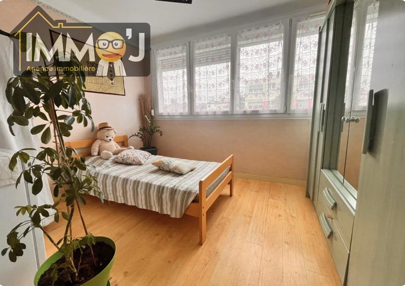 Appartement - 67 m² - 4 pièces