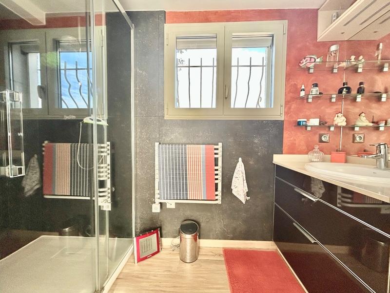 Maison - 147 m² - 6 pièces