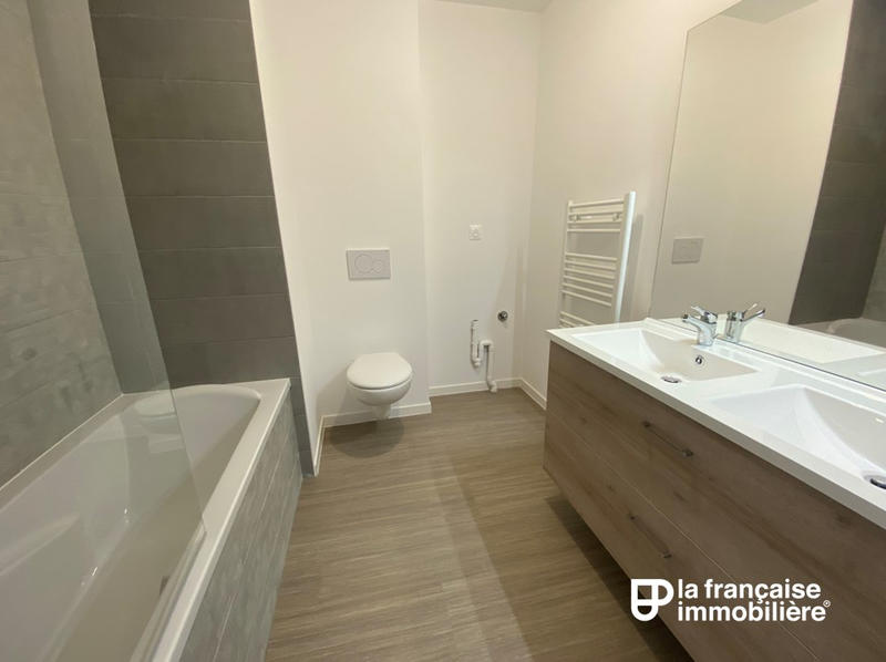 Maison - 98 m² - 4 pièces