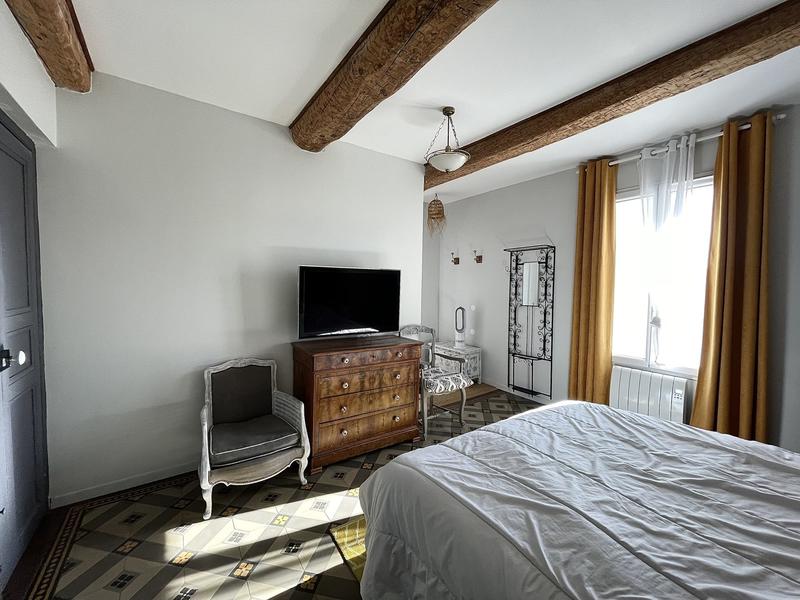 Maison - 209 m² - 8 pièces