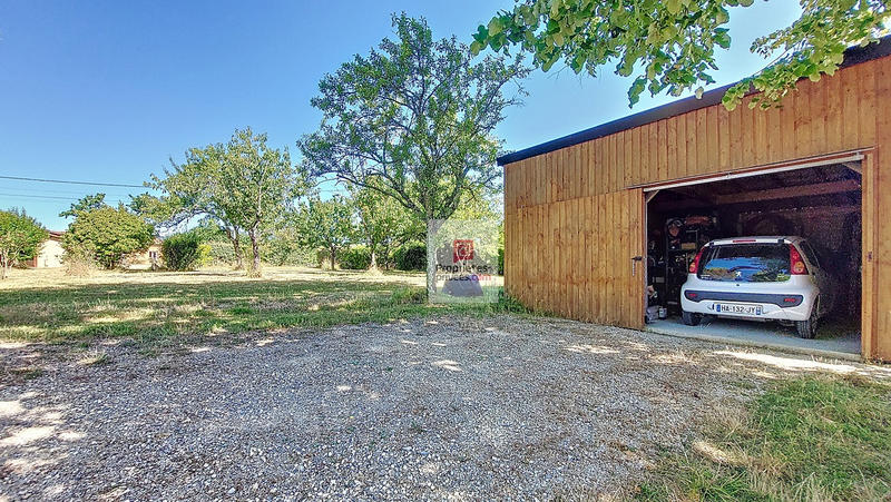 Maison - 257 m² - 10 pièces