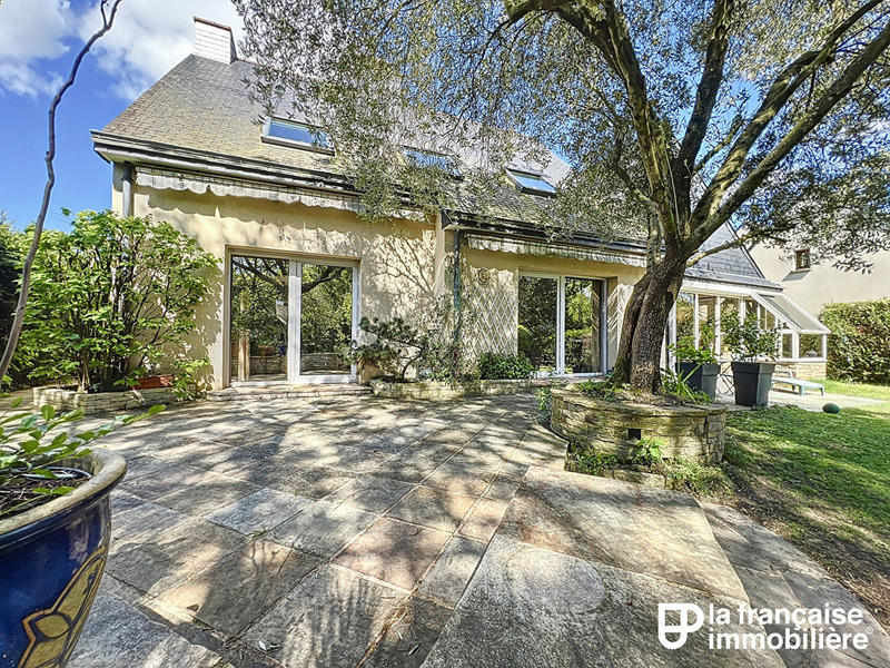 Maison - 172 m² - 7 pièces