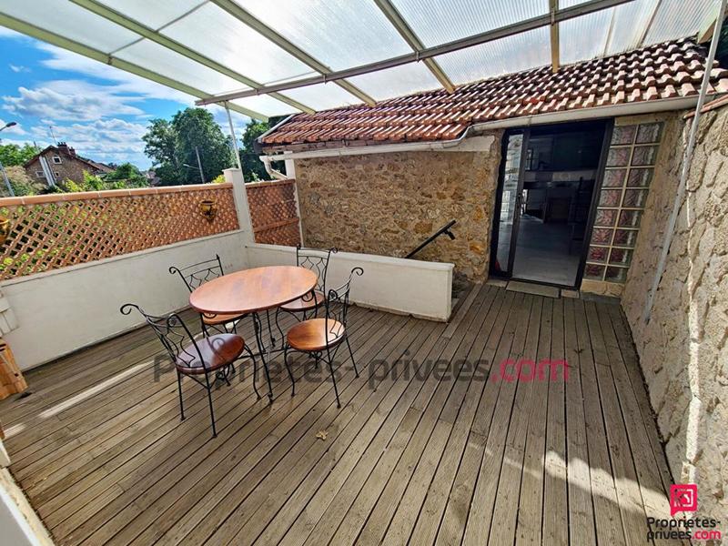 Maison - 250 m² - 8 pièces