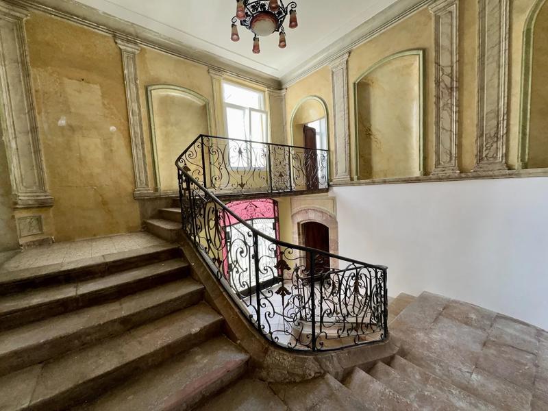 Hôtel particulier - 350 m² - 10 pièces