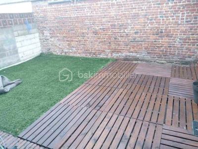 Maison de ville - 100 m² - 5 pièces