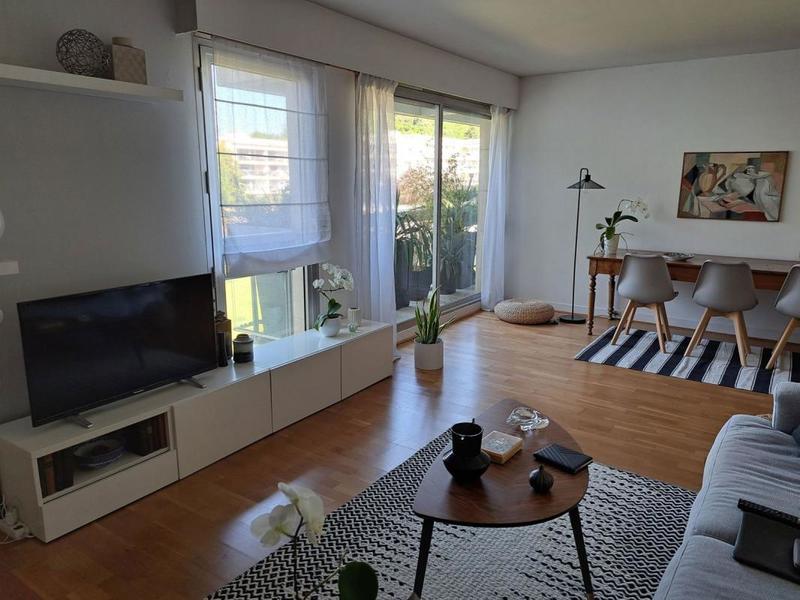 Appartement - 82 m² - 3 pièces