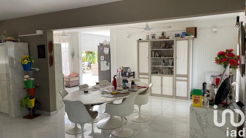 Maison - 431 m² - 13 pièces