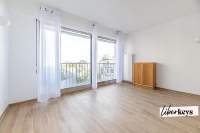 Appartement - 86 m² - 4 pièces