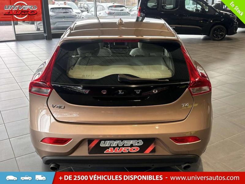 Volvo V40 T4 180ch Xenium Bva