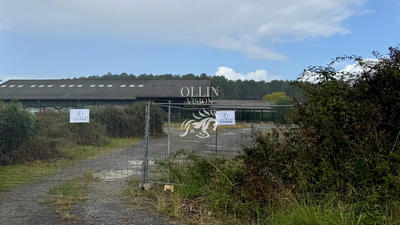 Terrain - 78 447 m²