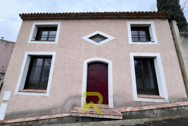 Maison de village - 96 m² - 3 pièces