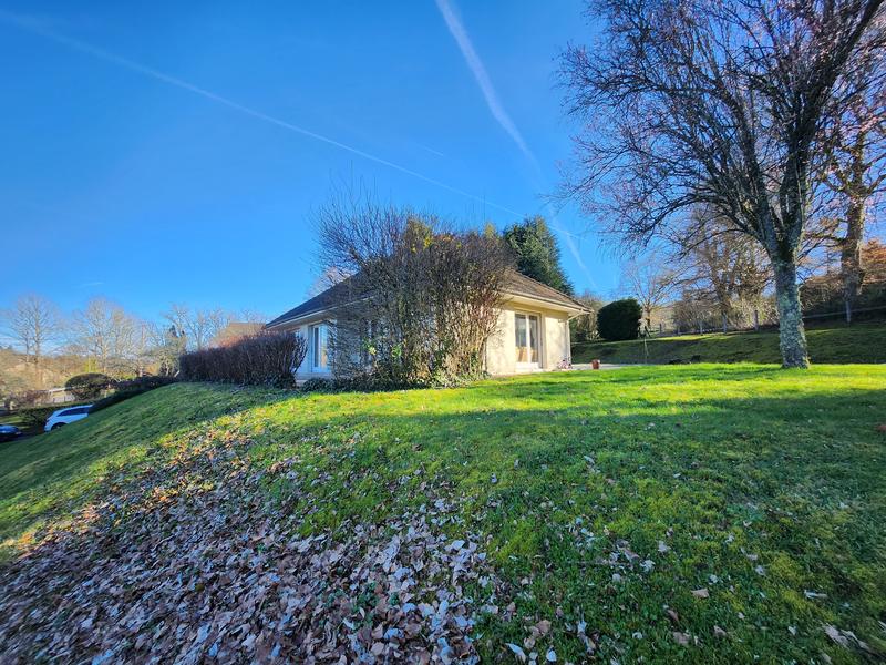 Maison - 93 m² - 5 pièces