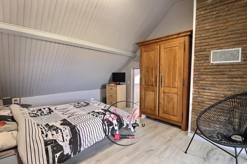 Maison - 150 m² - 8 pièces