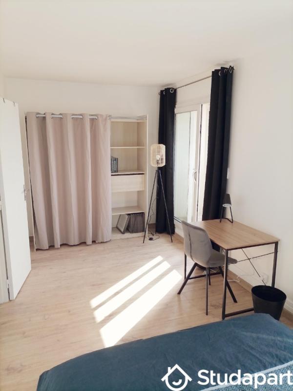 Chambre - 10 m² - 1 pièce
