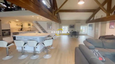 Appartement - 105 m² - 4 pièces