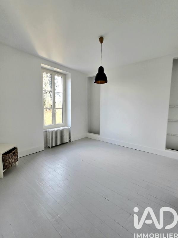 Maison - 225 m² - 6 pièces