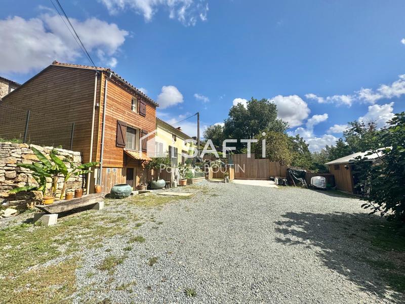 Maison - 92 m² - 6 pièces