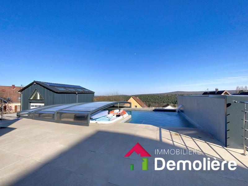 Maison - 175 m² - 6 pièces