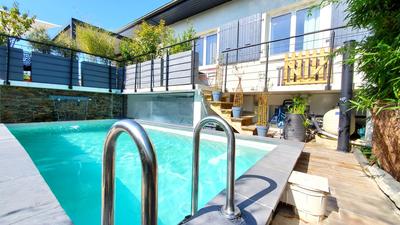 Maison - 195 m² - 6 pièces