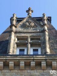 Maison - 693 m² - 26 pièces